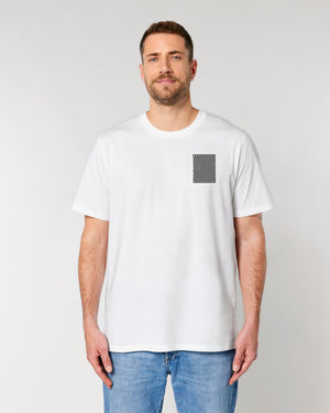 T-Shirt mit weißer Linien-Brusttasche, getragen